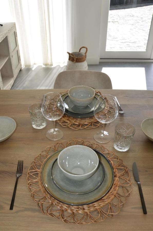 Olive Beach, Luxury Beachhouse 150 M From The Beach Нордвик Екстериор снимка